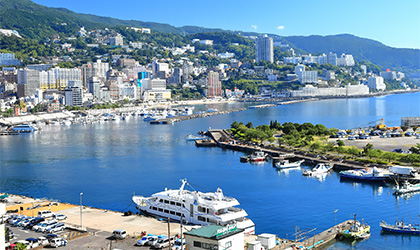 初島